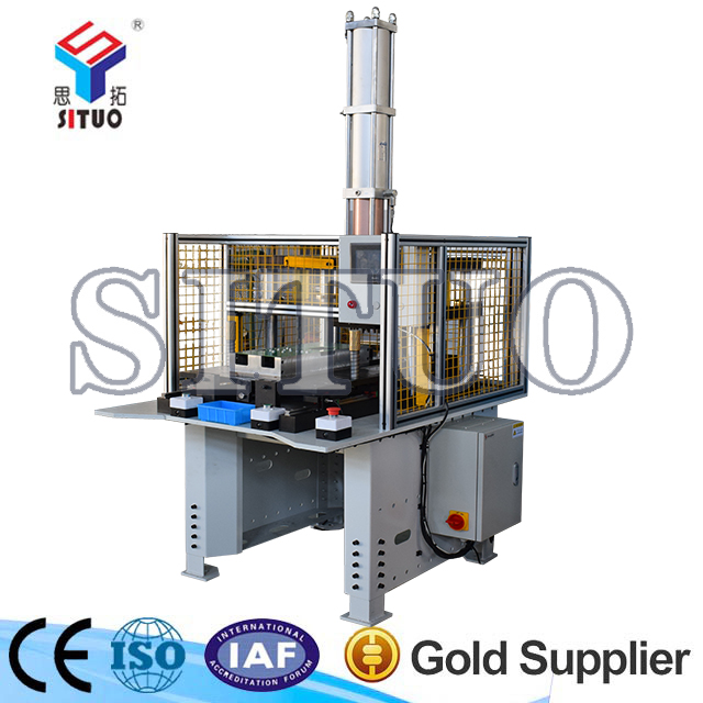 電路板專(zhuān)用自動(dòng)壓鉚機(jī)